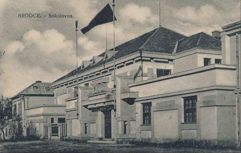 Sokolovna v Brodcch v roce 1923